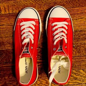 Jenn Ardor red sneakers- laces NEW